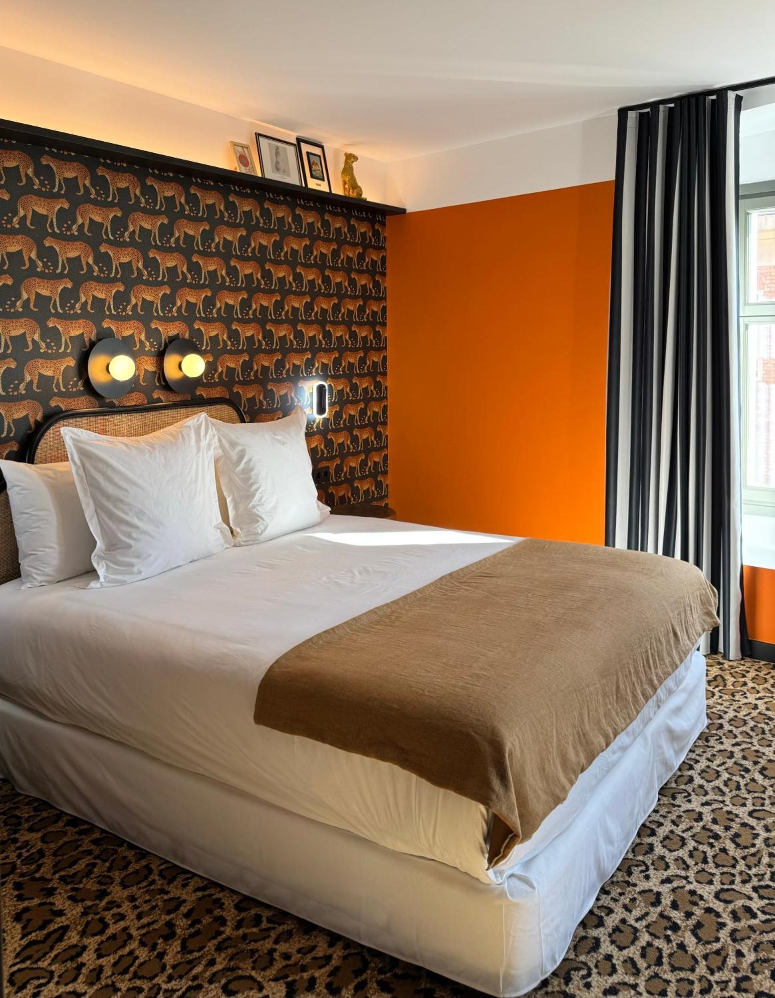 Hotel Divino & Apartments Figueres  Zewnętrze zdjęcie