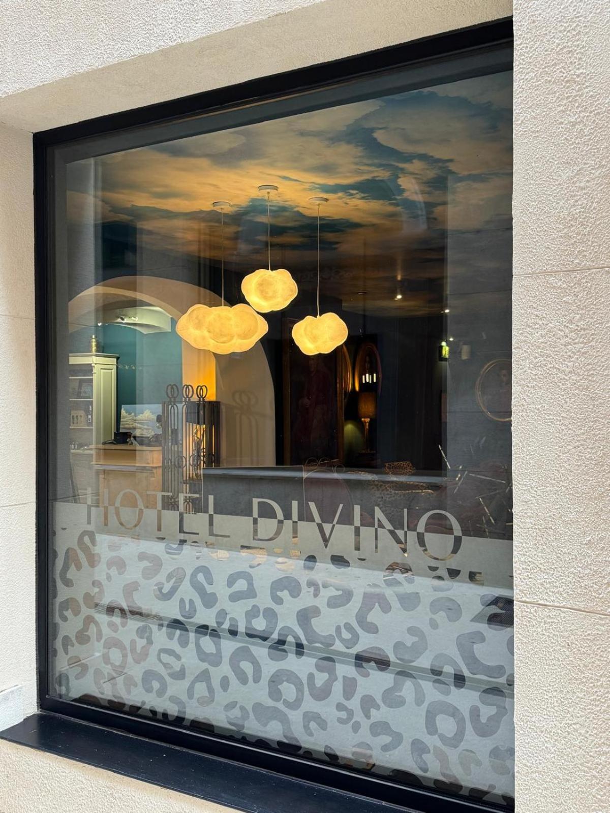 Hotel Divino & Apartments Figueres  Zewnętrze zdjęcie