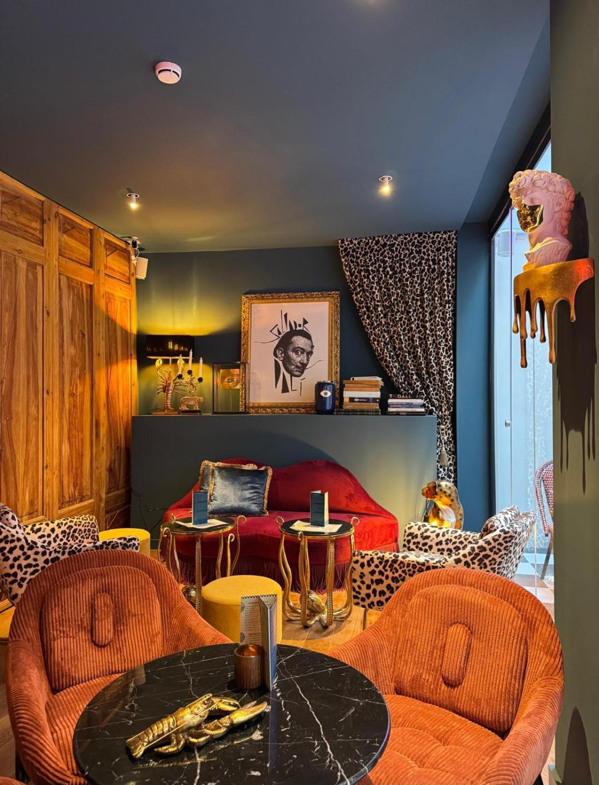 Hotel Divino & Apartments Figueres  Zewnętrze zdjęcie