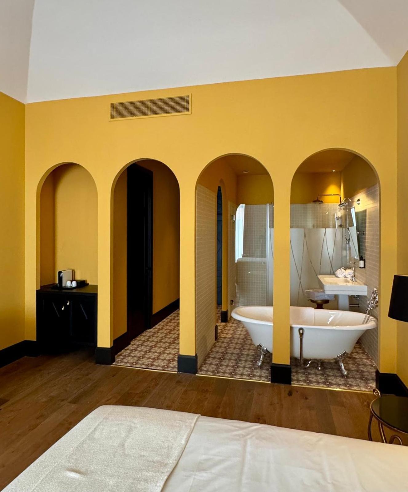 Hotel Divino & Apartments Figueres  Zewnętrze zdjęcie