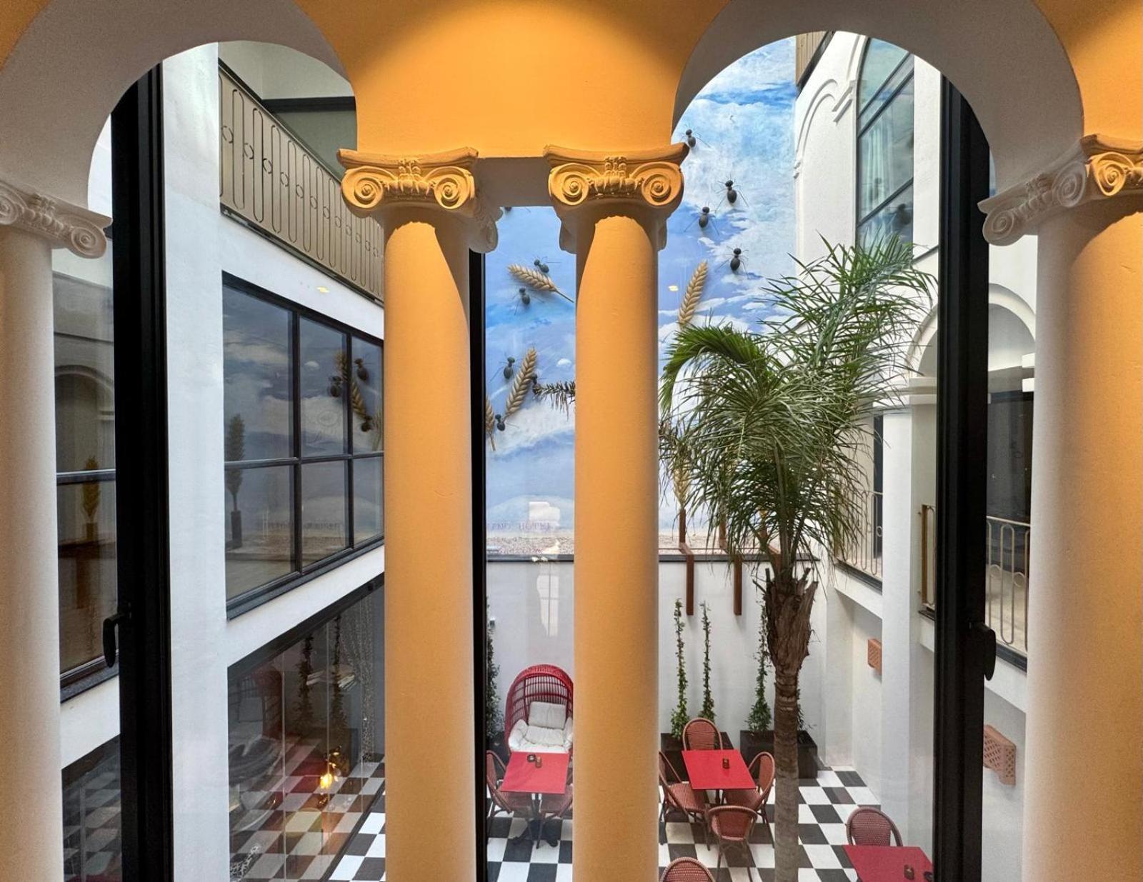 Hotel Divino & Apartments Figueres  Zewnętrze zdjęcie