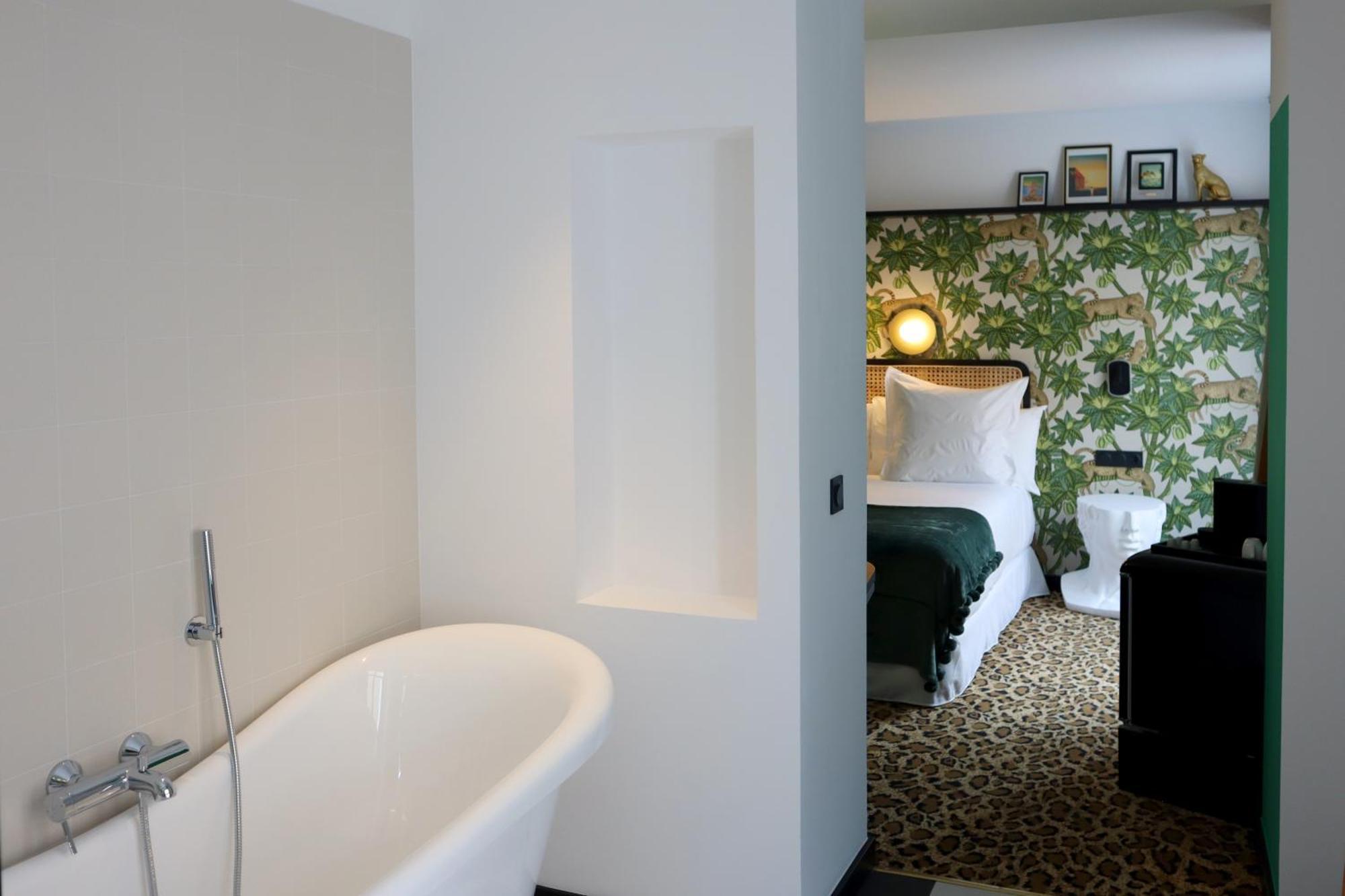 Hotel Divino & Apartments Figueres  Zewnętrze zdjęcie